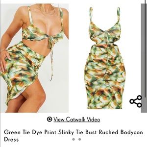 *SOLD* green slinky body on dress